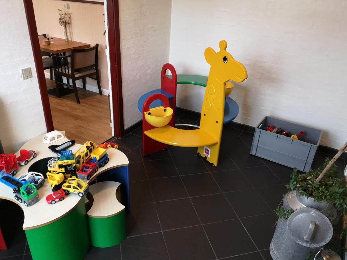 Sdr. Omme Kro & Hotel Kültér fotó