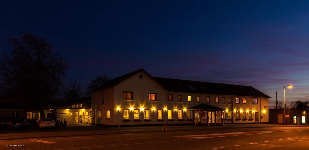 Sdr. Omme Kro & Hotel Kültér fotó