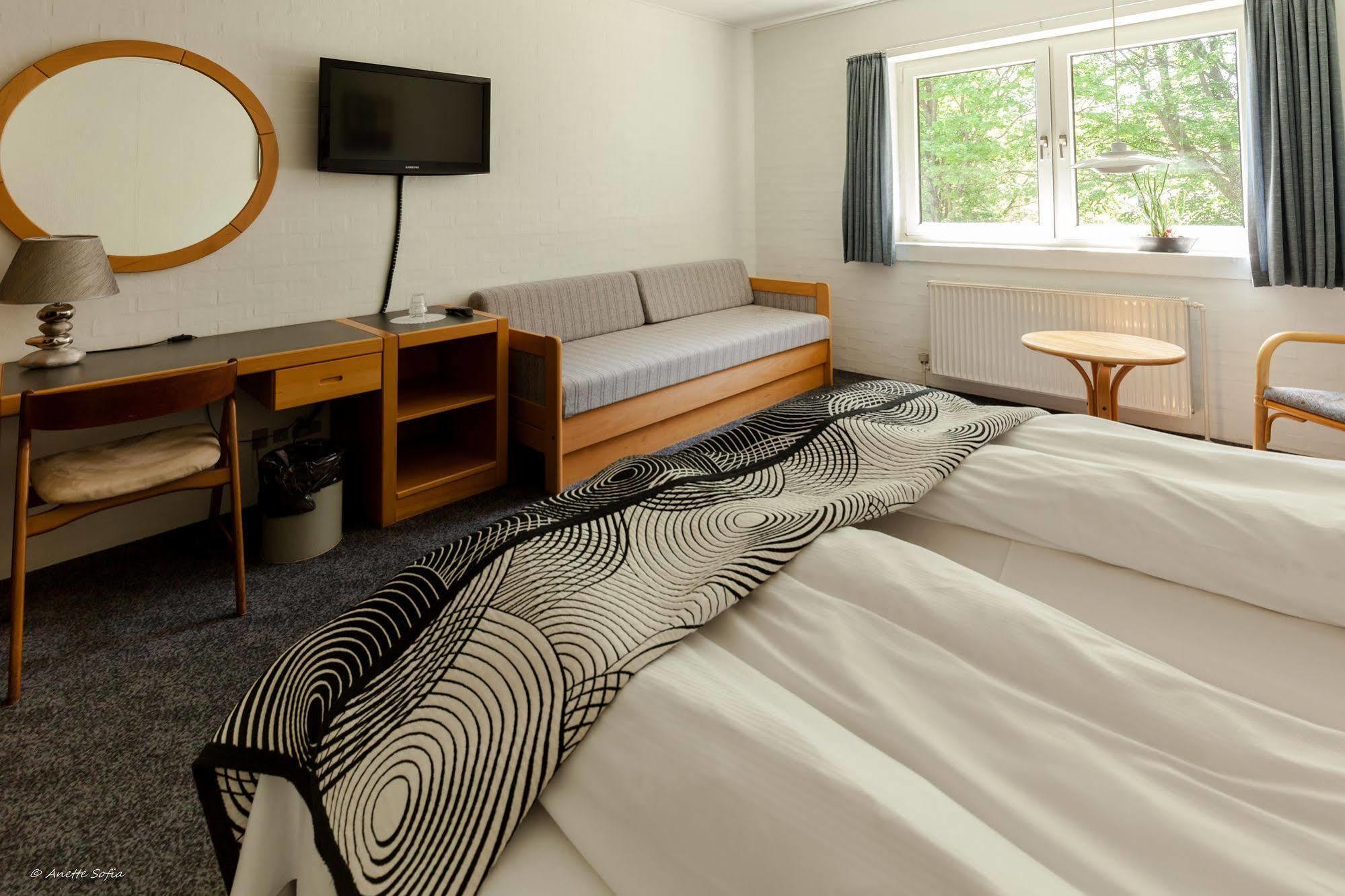 Sdr. Omme Kro & Hotel Kültér fotó