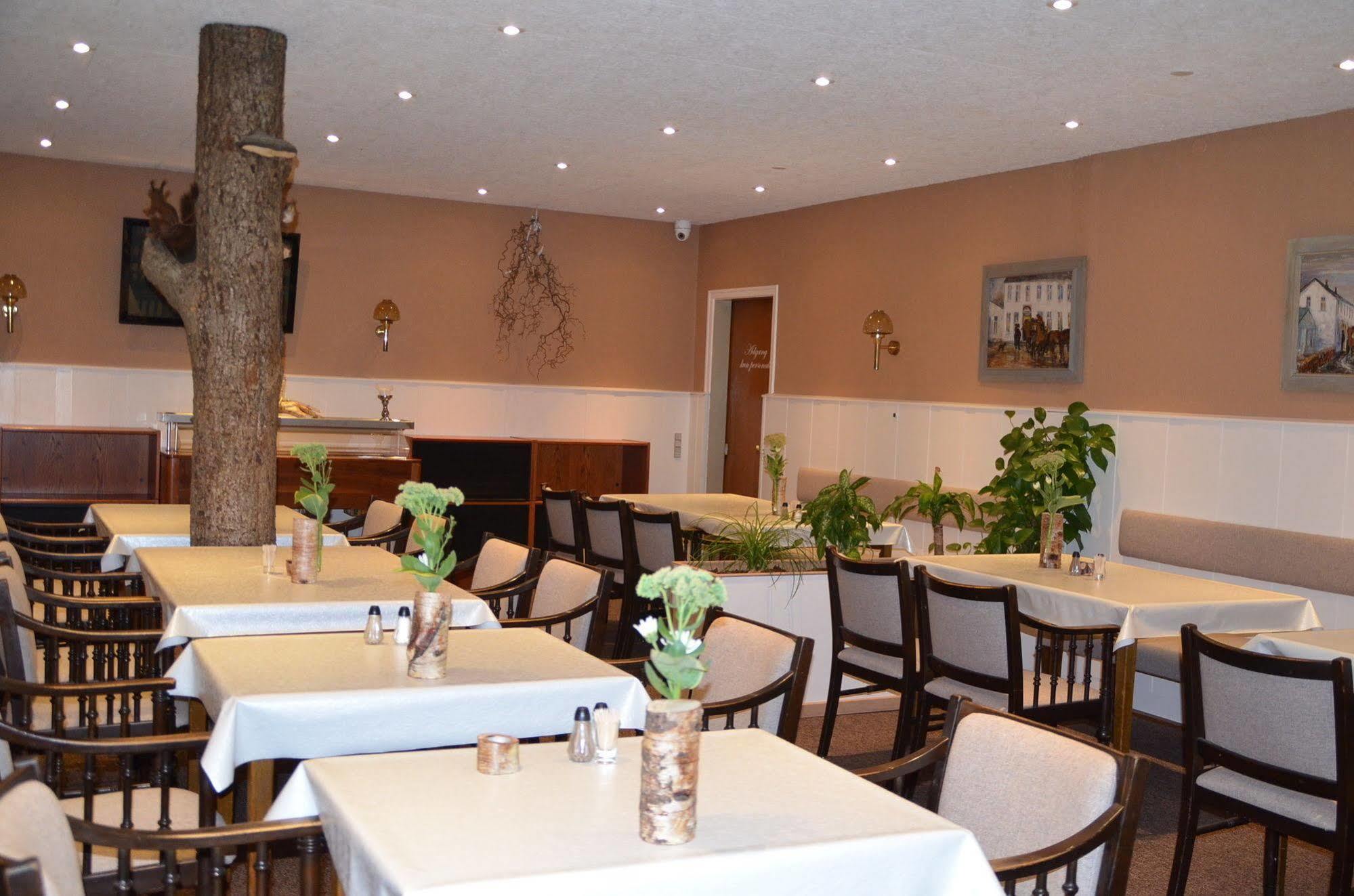 Sdr. Omme Kro & Hotel Kültér fotó